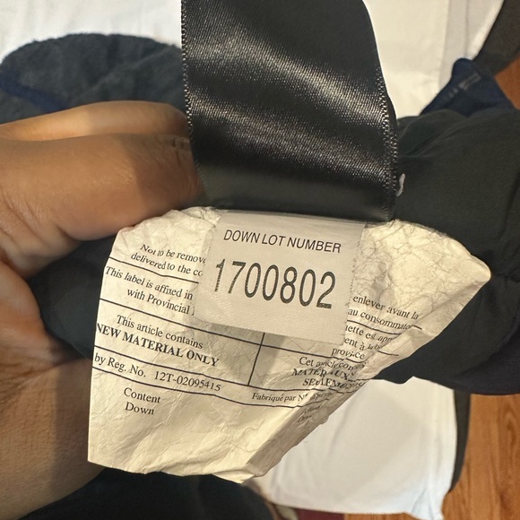 Marmot 700 FILL DOWN Bridgeport BIG KIDS Navy blue  Jacket Size XL - Picture 12 of 16